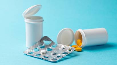 how long do naltrexone side effects last