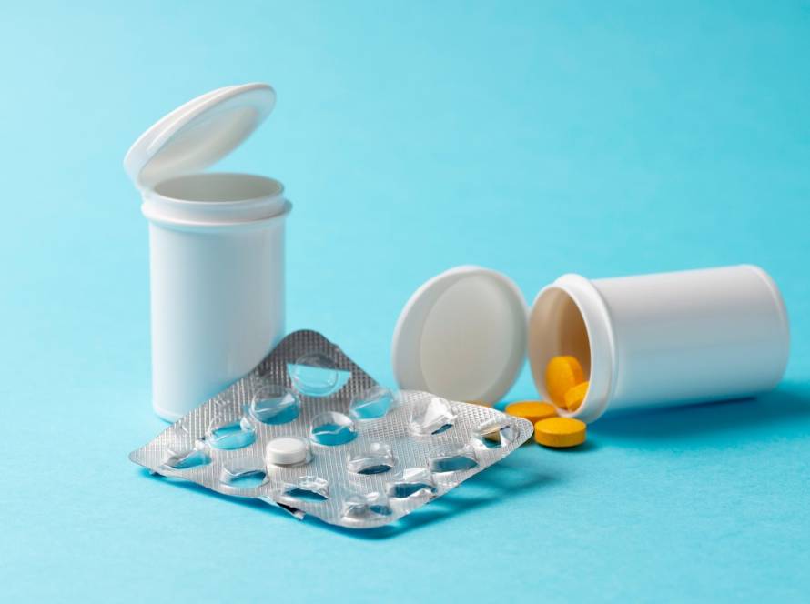 how long do naltrexone side effects last