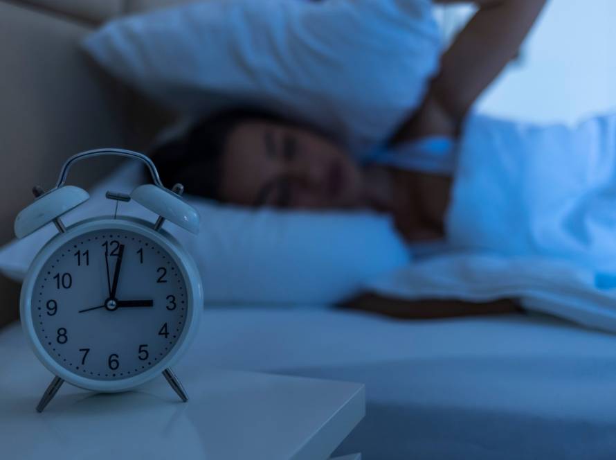 which vitamins keep you awake at night